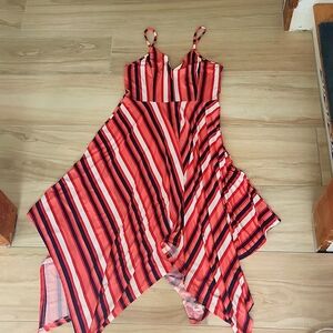 B Famous size L handkerchief hem dress